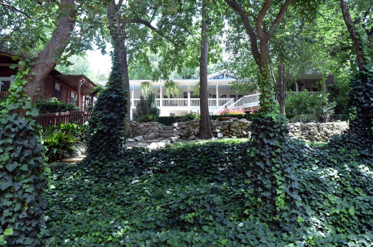 Lamb'S Rest Inn New Braunfels Exterior photo